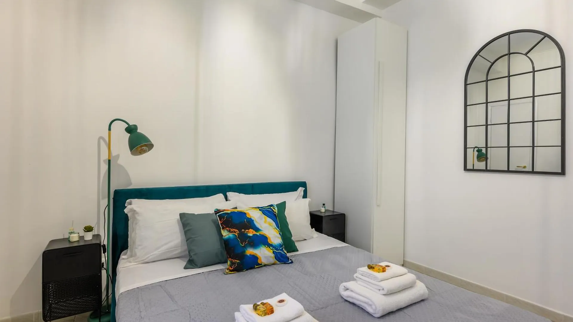 Hb Montebello Apartment Rome Italy